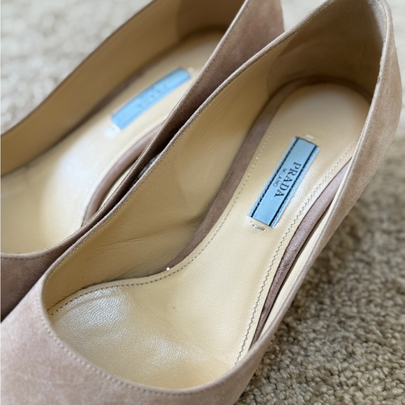 Prada Elegant Tan Women\'s Pumps main image 3